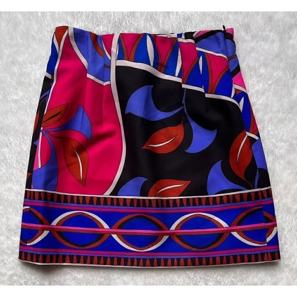 NWT Zara Blogger’s Favorite Multicolored High Waisted Printed Dart Skirt